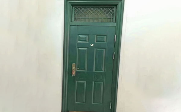 临夏学校教室门